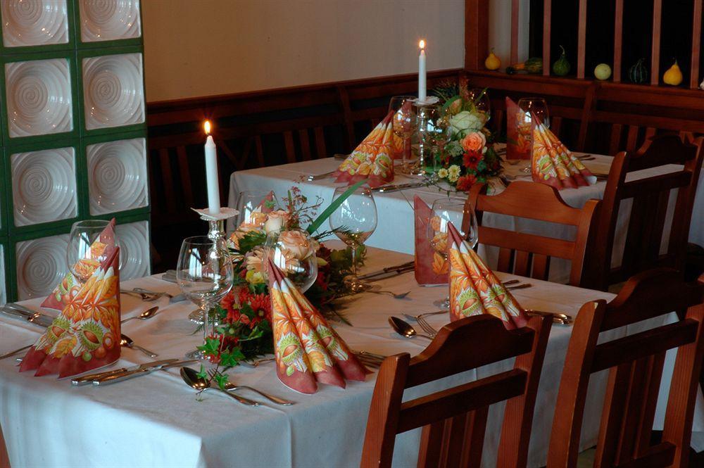 Hotel Zur Schonen Aussicht Feldkirchen-Westerham Luaran gambar