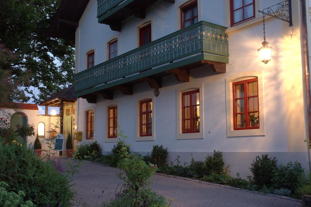 Hotel Zur Schonen Aussicht Feldkirchen-Westerham Luaran gambar