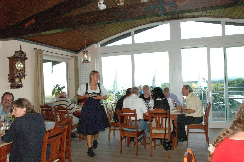 Hotel Zur Schonen Aussicht Feldkirchen-Westerham Luaran gambar